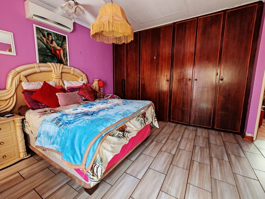 4 Bedroom Property for Sale in Dassie Rand North West